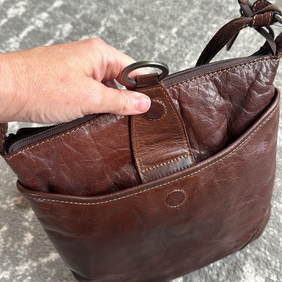 Jack Georges Genuine Leather Crossbody Voyager Handbag - Picture 6 of 16